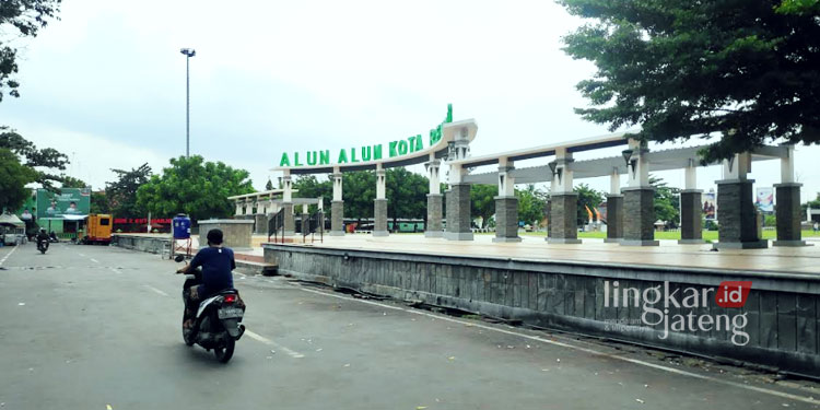 Terkendala Tempat Relokasi PKL Alun Alun Rembang Ditunda