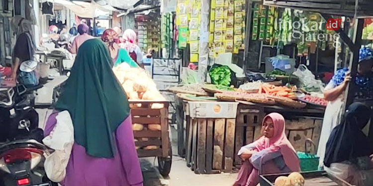 Pedagang Setuju Pasar Kota Rembang Dipindah Tapi dengan Sejumlah Syarat