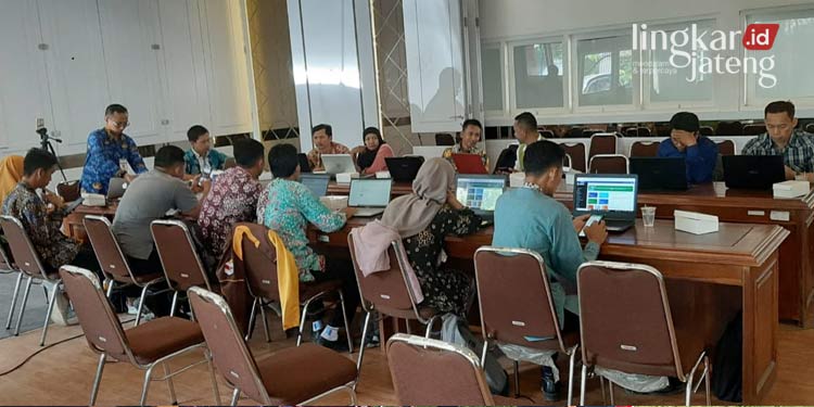 Terapkan Keterbukaan Informasi Publik 15 Desa di Rembang Didorong Ikuti Mojowarno