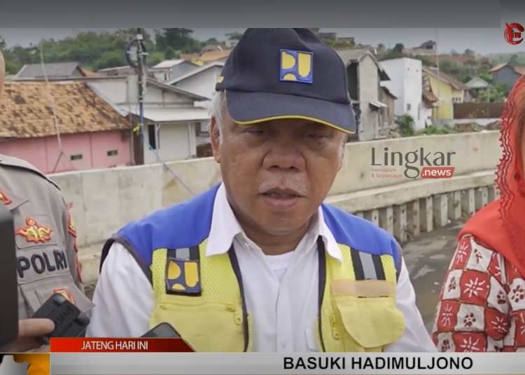 Turun Tangan Atasi Banjir di Semarang Kementerian PUPR Kerahkan Pompa