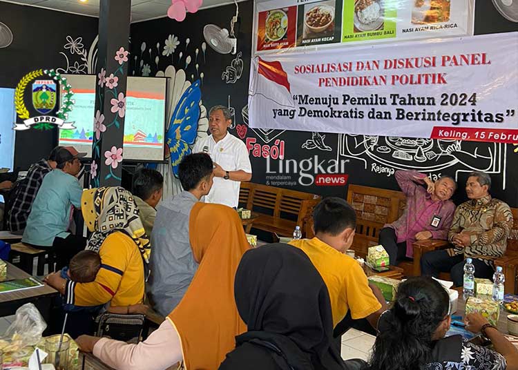 Wakil Ketua DPRD Jepara Junarso Tekankan Pentingnya Pendidikan Politik bagi Milenial 2