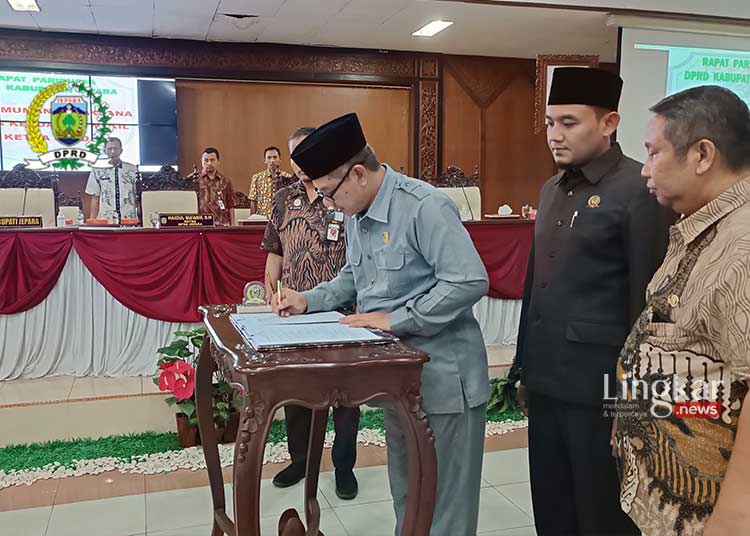 Gus Haiz dan Nuruddin Amin Pergi Haji Jabatan Ketua DPRD Jepara dan Wakil Diisi Plt