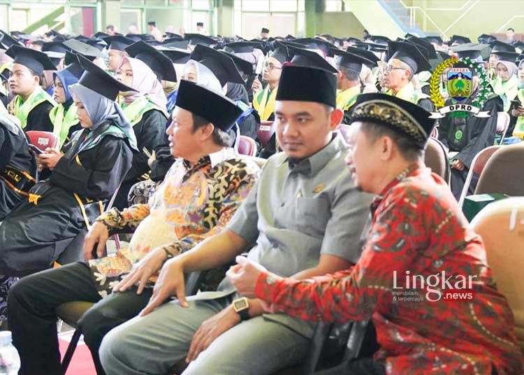 Ketua DPRD Jepara Gus Haiz Harap Wisudawan Berperan dalam Pembangunan Daerah 1