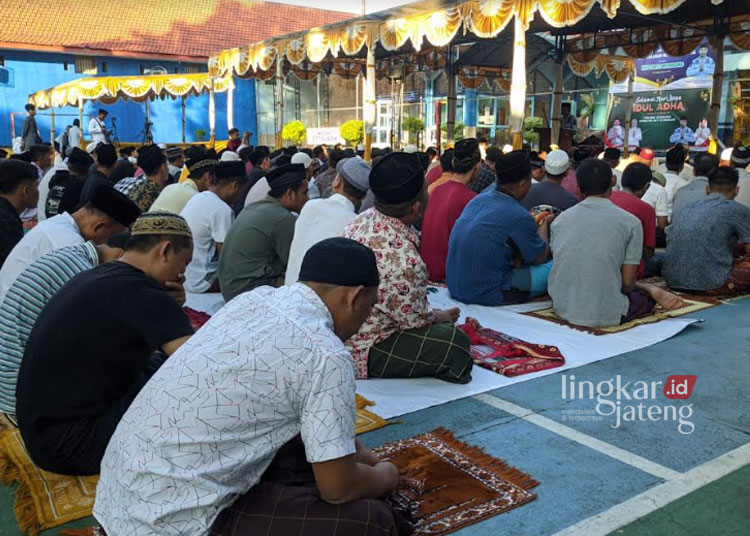 Ratusan Warga Binaan Rayakan Idul Adha di Rutan Rembang
