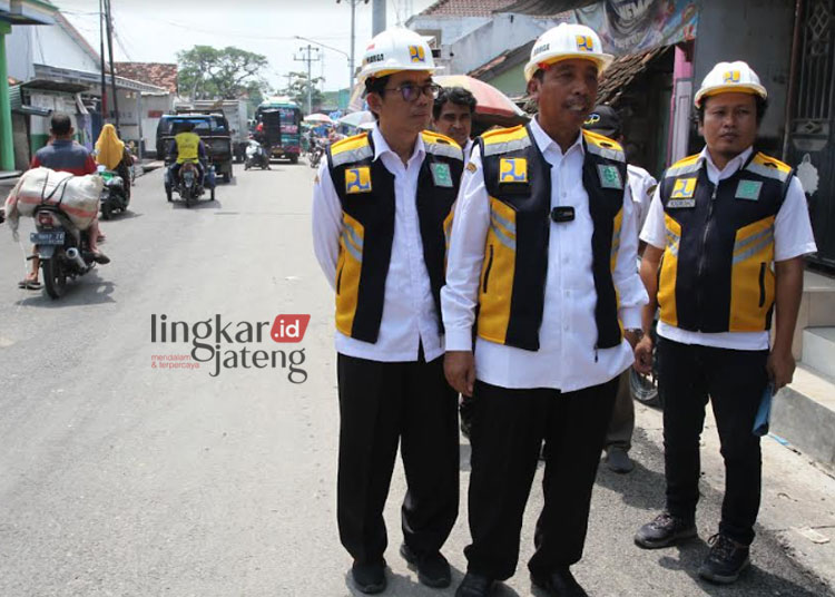 Pelebaran Jalan di Sejumlah Wilayah Rembang bakal Dilanjut 2024